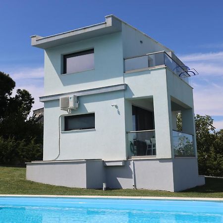 Blue Avenue Aparthotel Paliouri Exterior photo