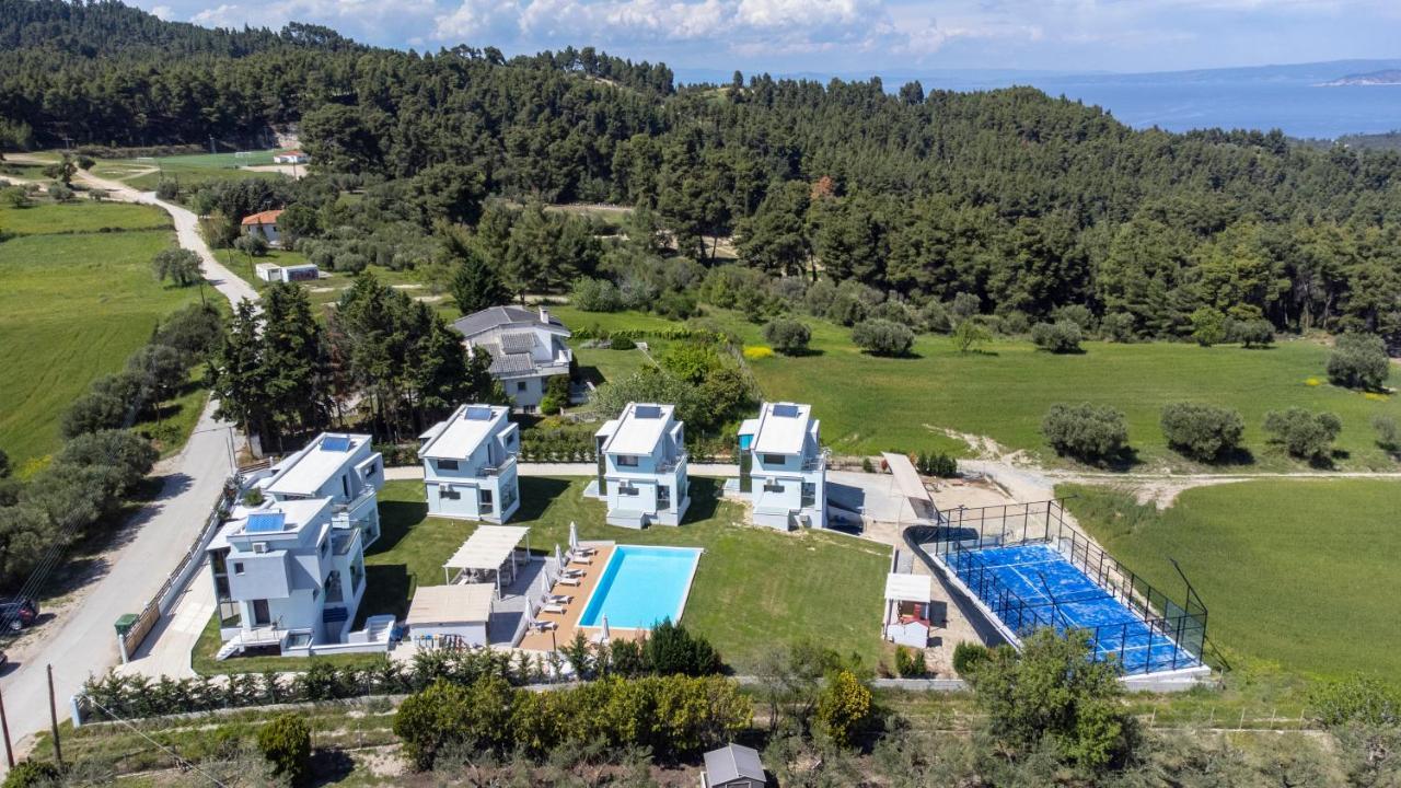 Blue Avenue Aparthotel Paliouri Exterior photo