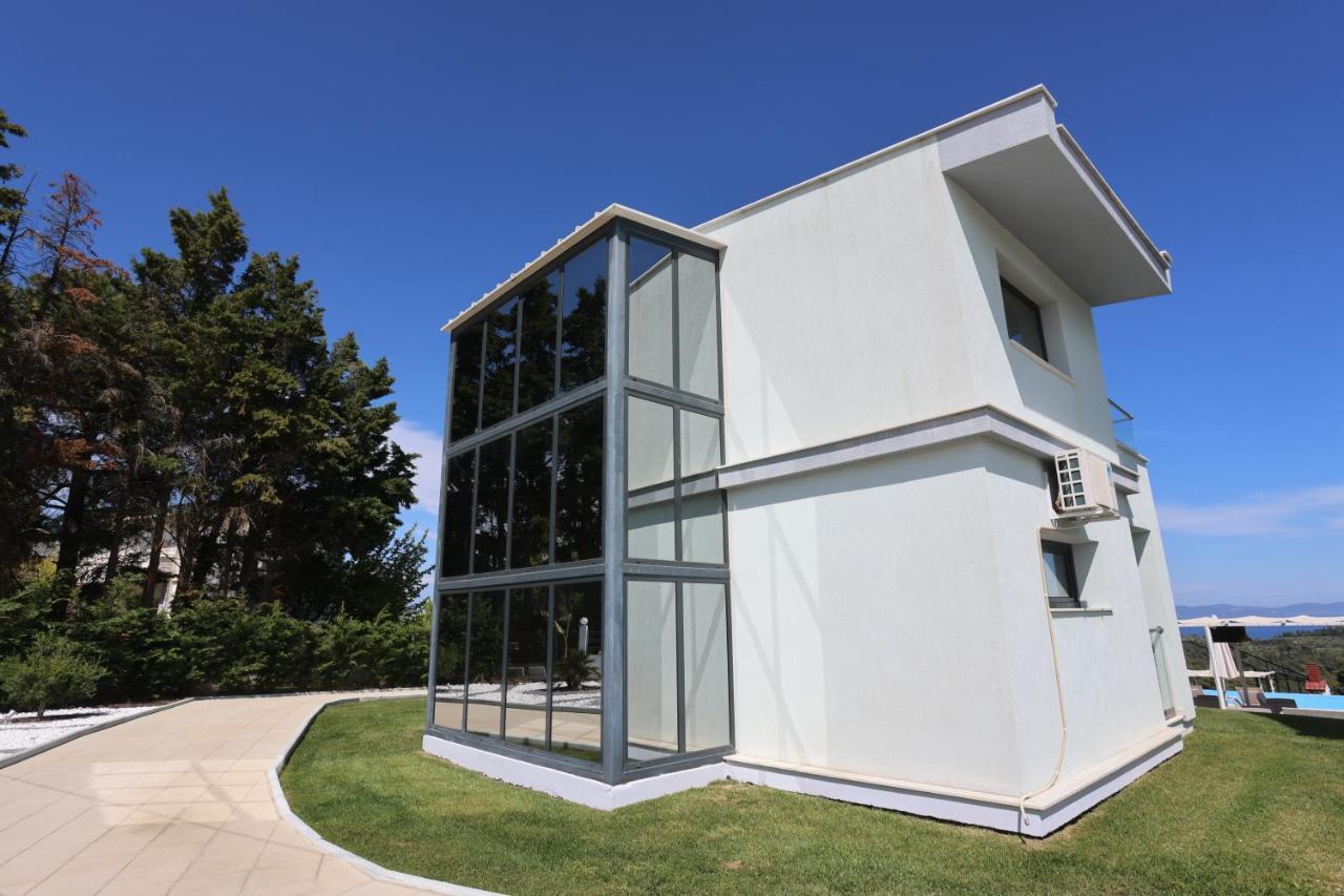 Blue Avenue Aparthotel Paliouri Exterior photo