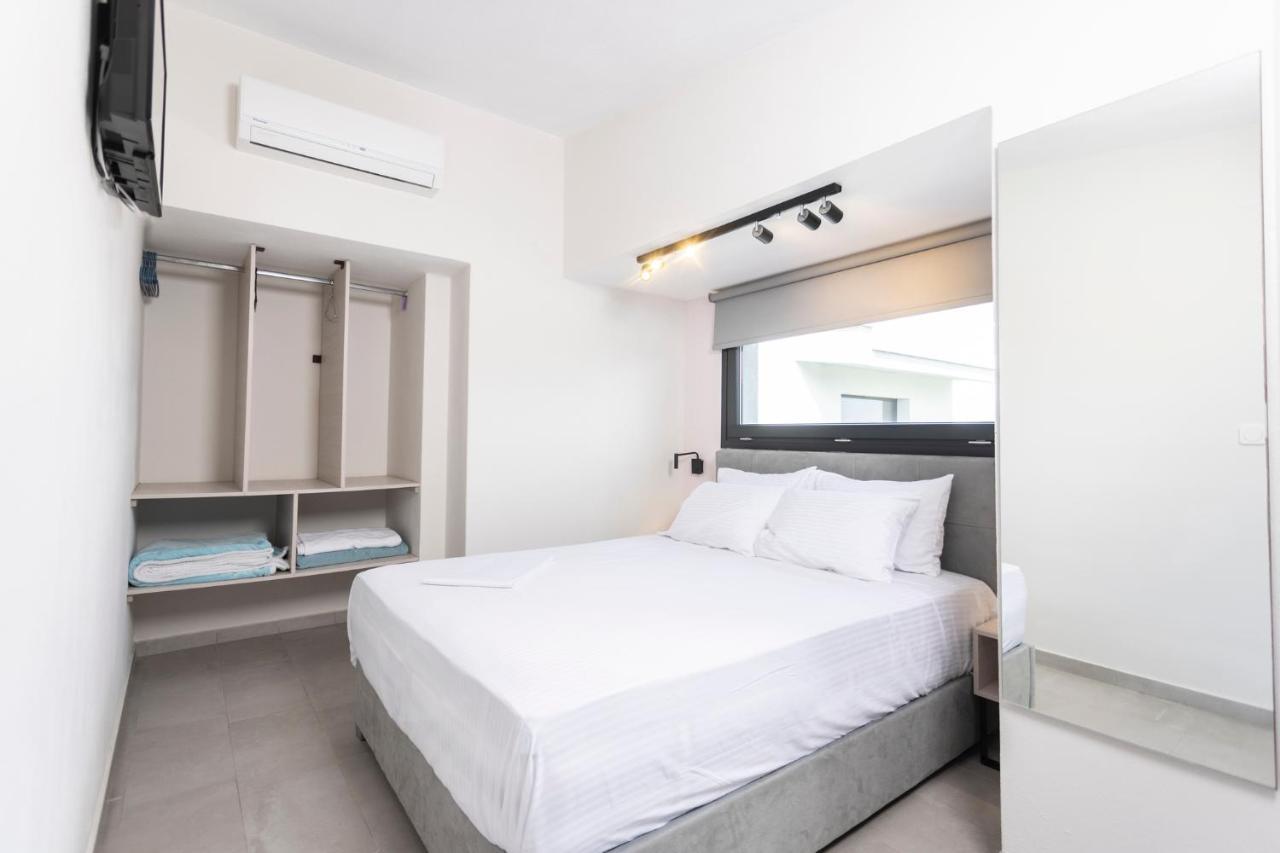 Blue Avenue Aparthotel Paliouri Exterior photo