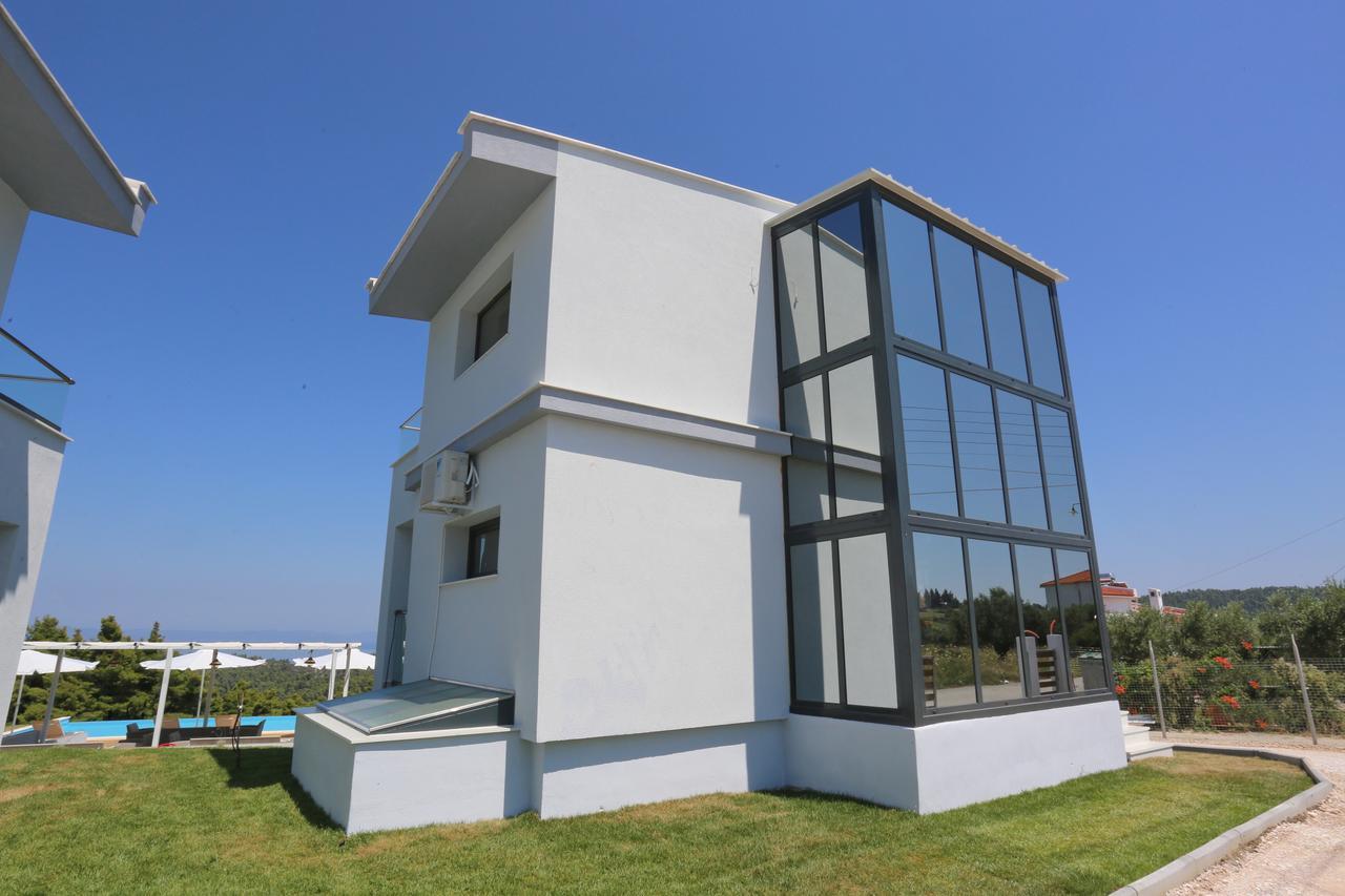 Blue Avenue Aparthotel Paliouri Exterior photo