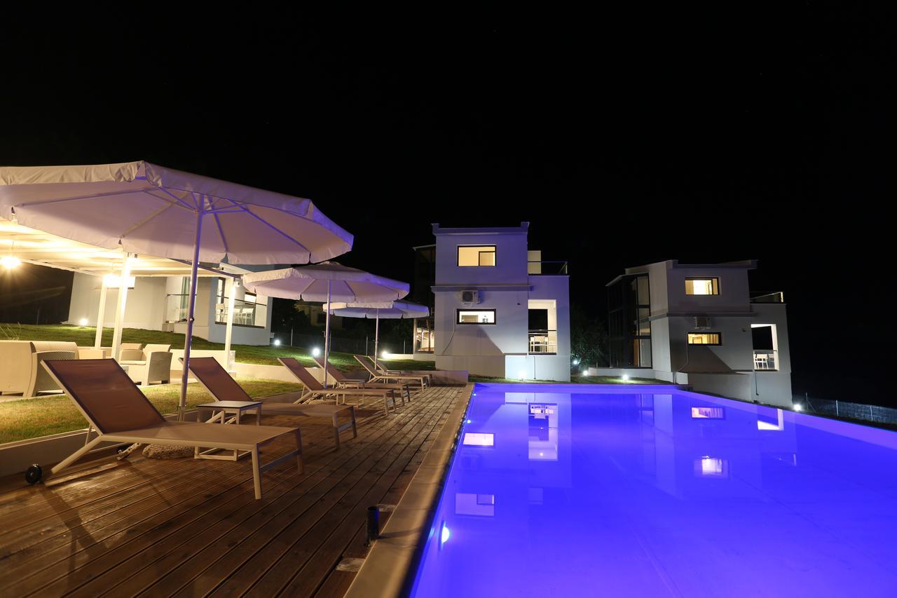 Blue Avenue Aparthotel Paliouri Exterior photo