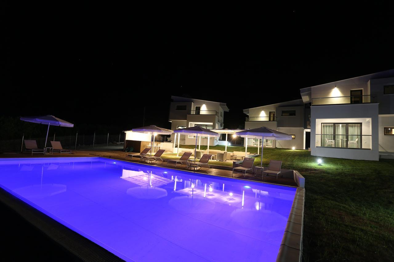 Blue Avenue Aparthotel Paliouri Exterior photo